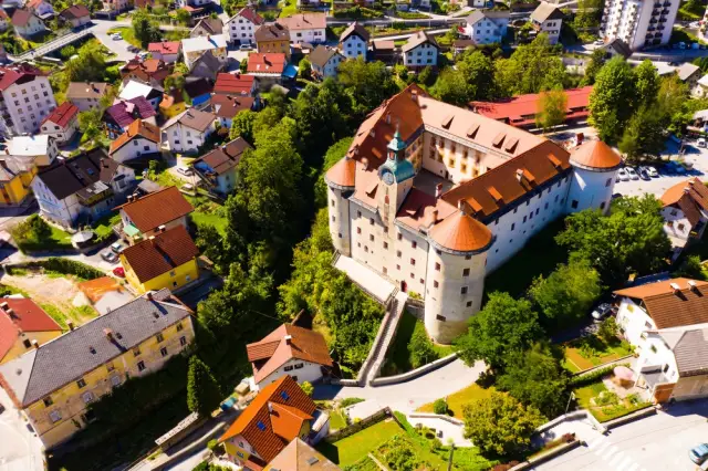 Slovenia Insolita: Luoghi Inusuali e Segreti da Conoscere