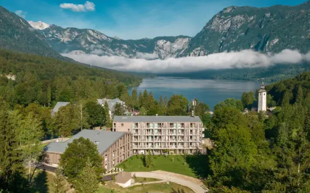 hotel vista lago